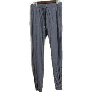 ZYIA Gray Joggers with Elastic Waistband and Tapered Legs‎